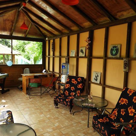 Cabanas Anakena Hotel Hanga Roa Exterior photo