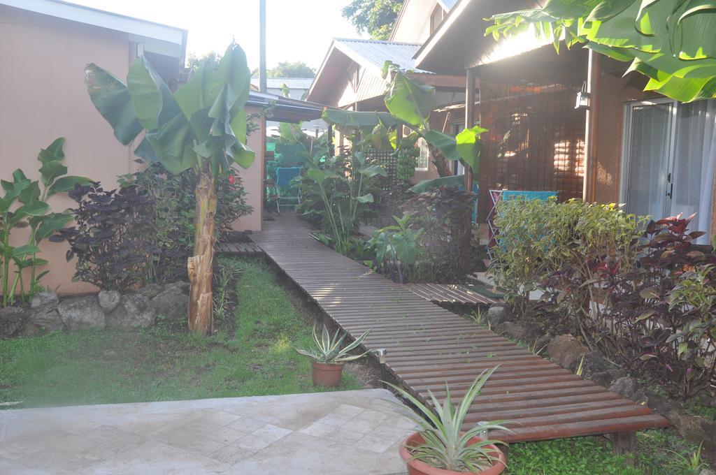 Cabanas Anakena Hotel Hanga Roa Exterior photo
